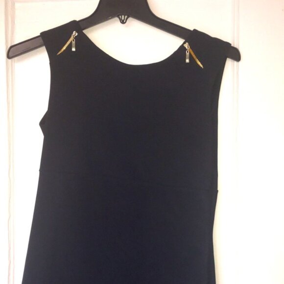 Made in Italy minimalist navy dress with golden zipper details